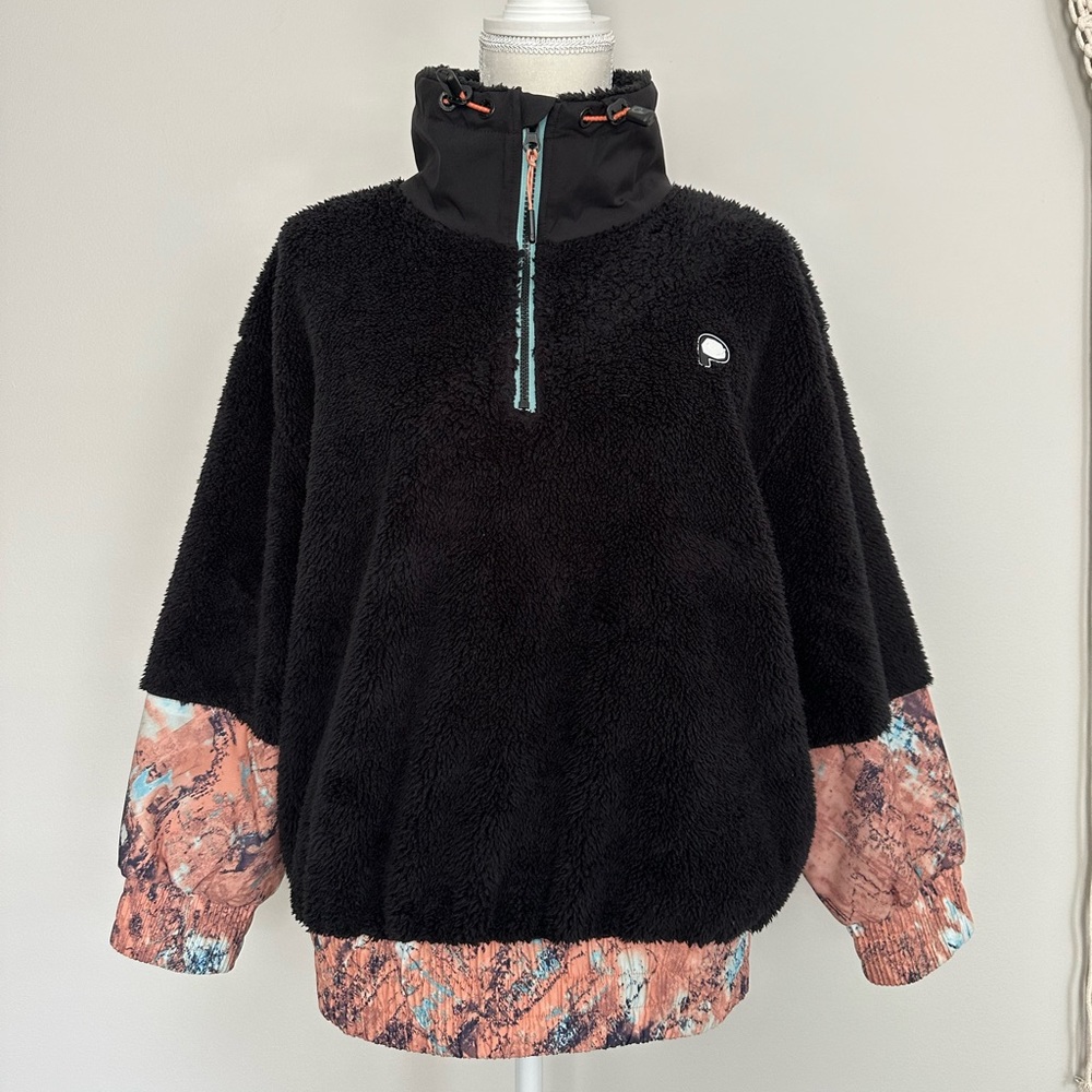 NWT Penfield Black Teddy 1/2 Zip Pullover Fleece w/ Nylon Contrast Panels